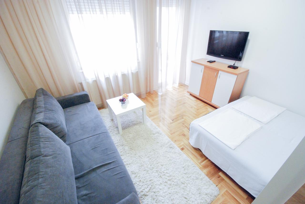 Tiara Apartment 2 Новий Сад Екстер'єр фото